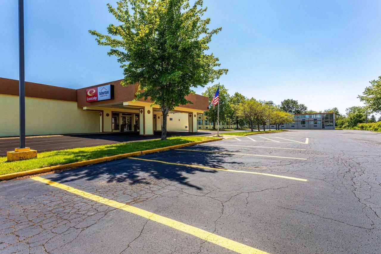 Econo Lodge Fredonia Exterior photo