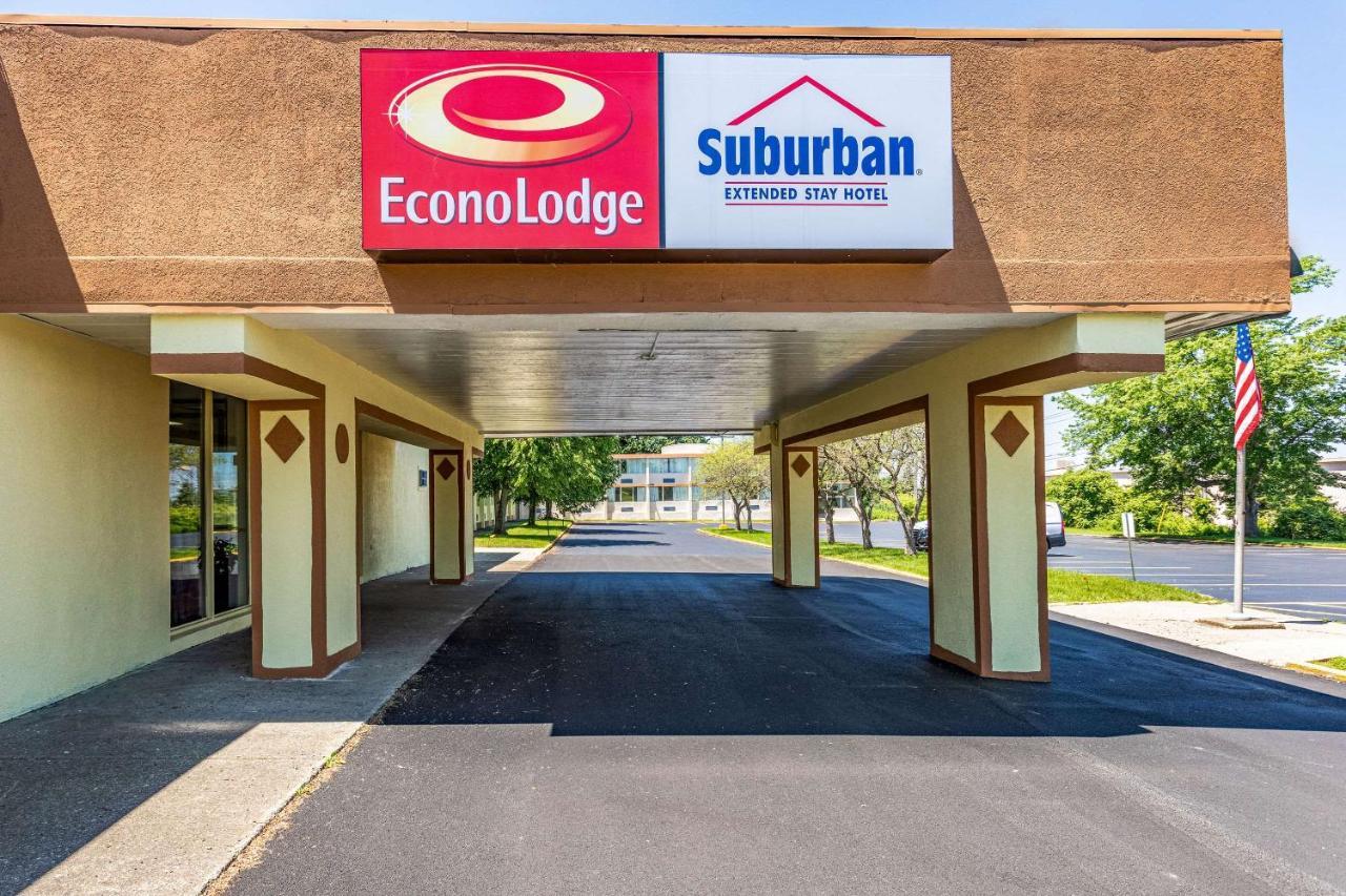 Econo Lodge Fredonia Exterior photo