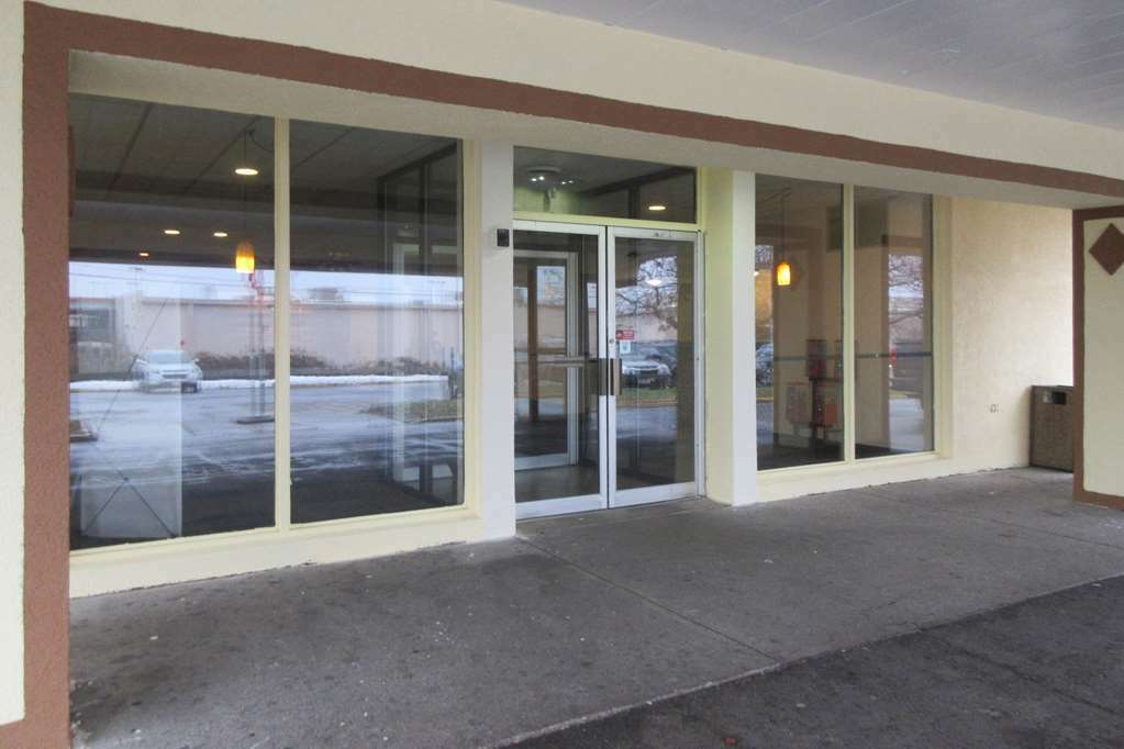 Econo Lodge Fredonia Exterior photo